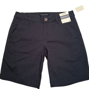 NWT - Bermuda Shorts – Size 4 Aeropostale Navy Blue